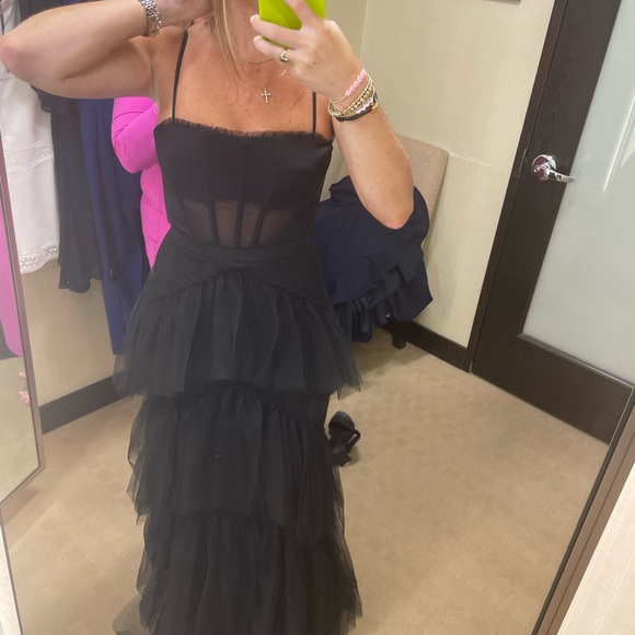BCBG TULLE DRESS - Picture 2 of 3
